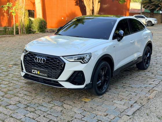 AUDI Q3 2.0 40 TFSI GASOLINA SPORTBACK PERFORMANCE BLACK QUATTRO TIPTRONIC